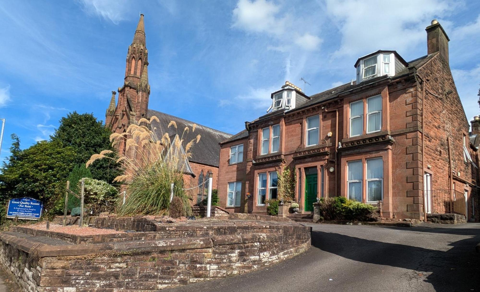 Hollybank - Ensuite Room & Use Of Large Shared Kitchen Dumfries Exterior foto