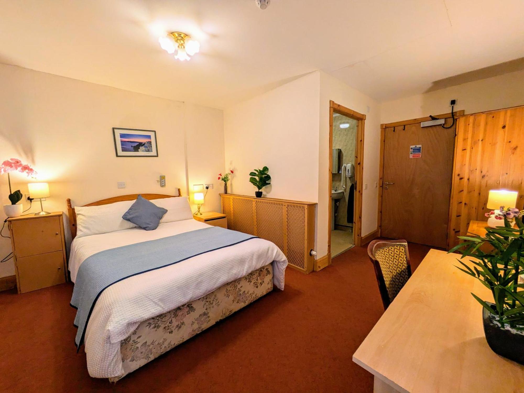 Hollybank - Ensuite Room & Use Of Large Shared Kitchen Dumfries Exterior foto