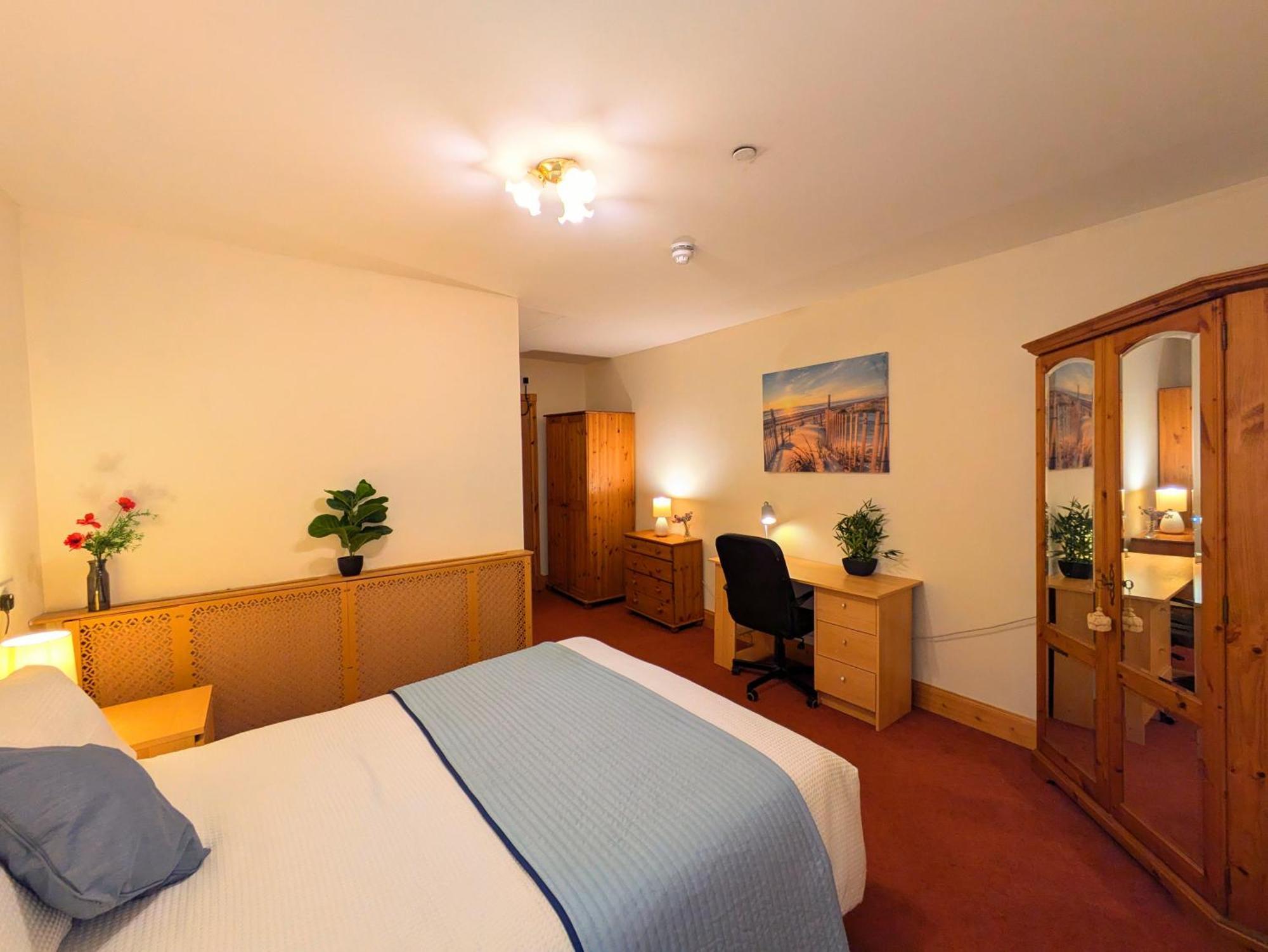 Hollybank - Ensuite Room & Use Of Large Shared Kitchen Dumfries Exterior foto