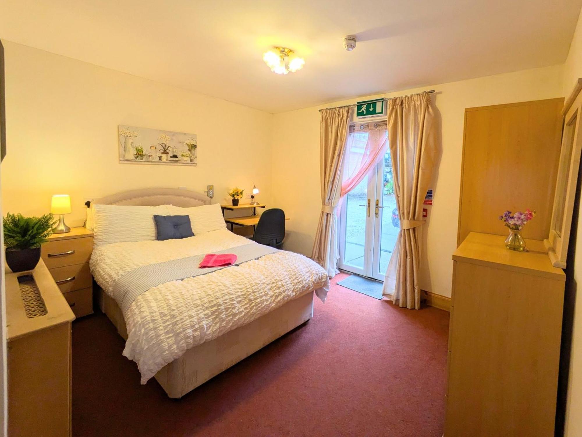 Hollybank - Ensuite Room & Use Of Large Shared Kitchen Dumfries Exterior foto